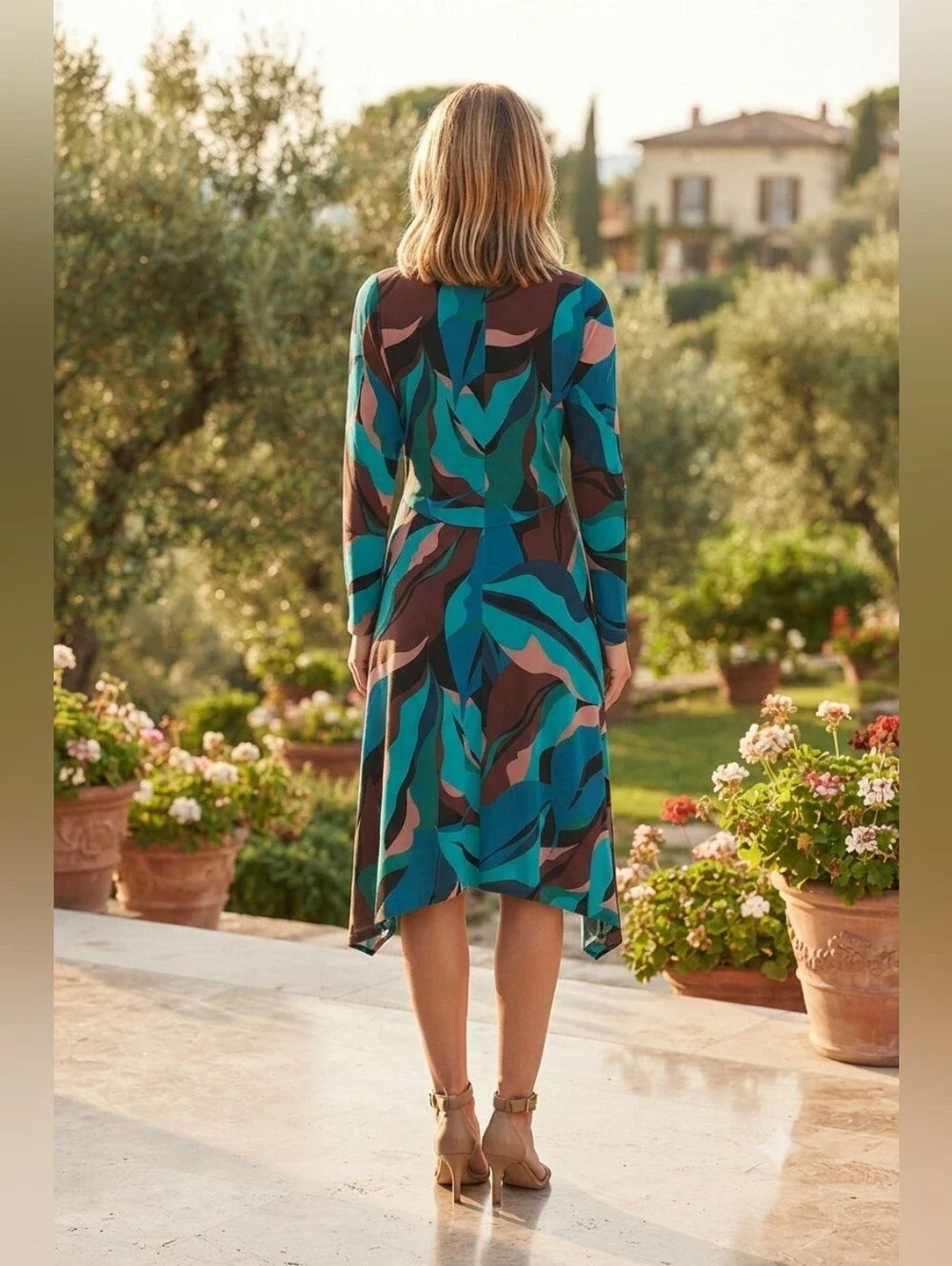 Maggy London abstract print